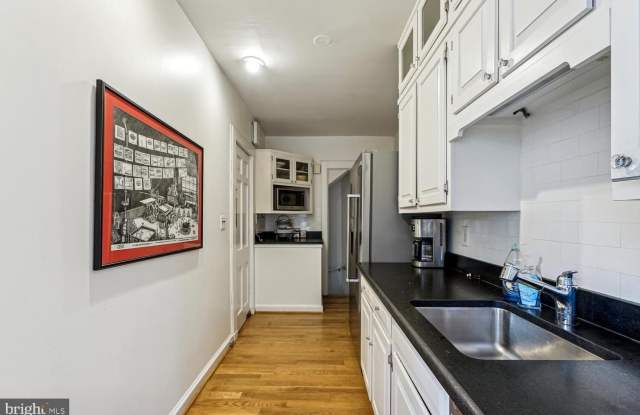 4409 Q ST NW Gallery 4