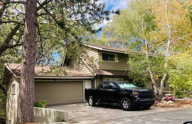 Amazing Four Bedroom Two Bath Home with Two Car Garage photos photos Amazing Four Bedroom Two Bath Home with Two Car Garage photos photos