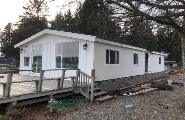 4881 NE Northshore Rd Gallery 2