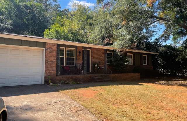 Eastside single-family in quiet neighborhood photos photos