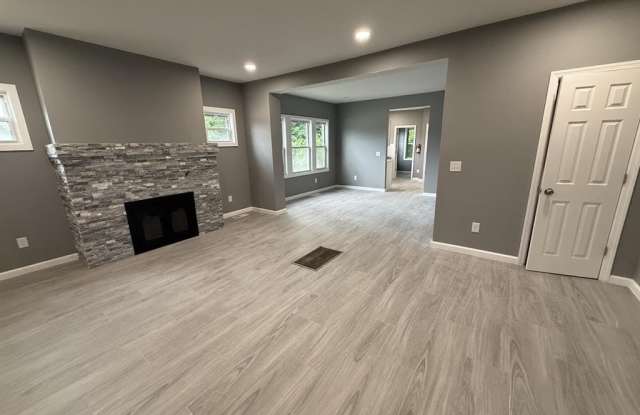 178 CROSSWICKS ROAD photos photos