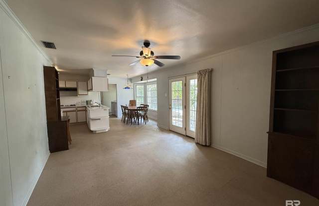 110 Patrician Drive Gallery 2