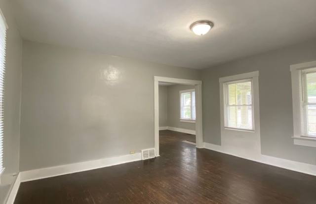 4 Bedroom Single Family Home in Goshen! Gallery 4