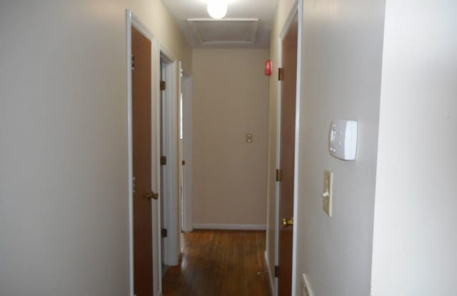 1149 Glenarden Drive Gallery 4