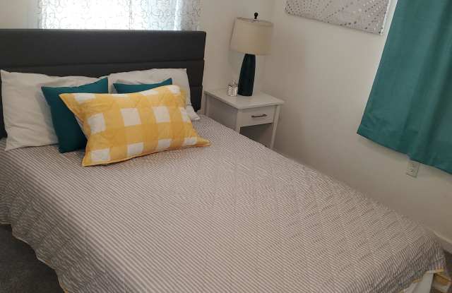 1538 Ne 42nd St photos photos