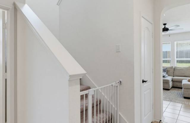 Half Off First  Month's Rent ! Gallery 4