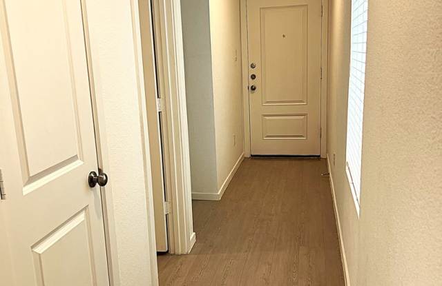 4 Bedroom Home Conveniently Located New Caney House in Tavola Gallery 4