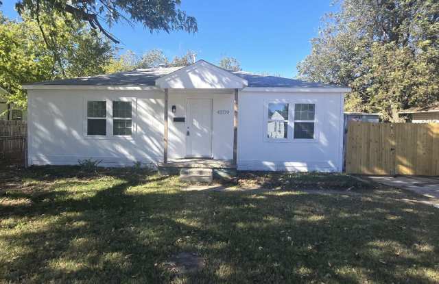 4309 North Wall Street - 4309 North Wall Street, Warr Acres, OK 73122