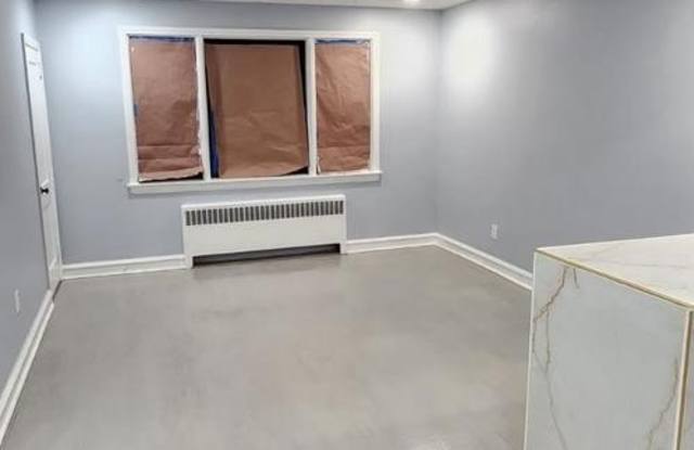 500 E 22ND ST #UNIT B Gallery 3