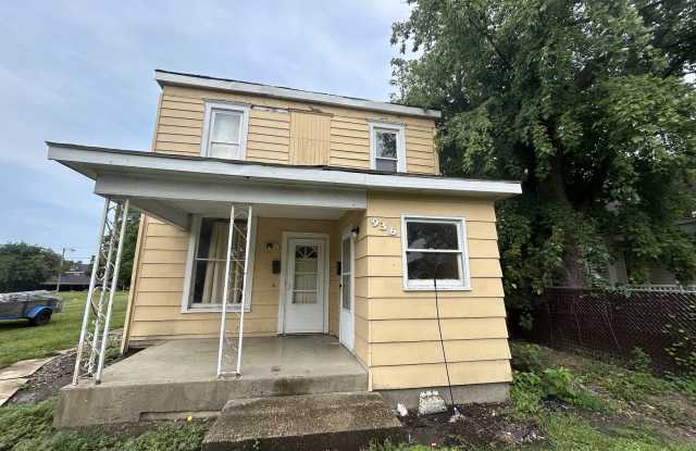 936 N Hazel St photos photos