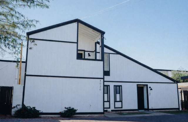 Renovated 2 Bedroom Apartment photos photos