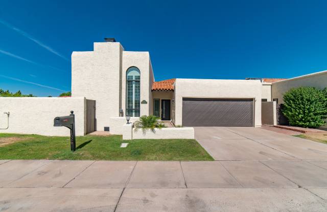 1526 E MONTEBELLO Avenue Gallery 2