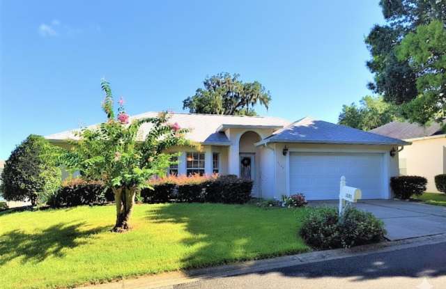 Spacious 4BR/2BA Home – Screened Lanai, Community Pool, and Lawn Care Included - 2648 Southwest 20th Circle, Ocala, FL 34471 Spacious 4BR/2BA Home – Screened Lanai, Community Pool, and Lawn Care Included - 2648 Southwest 20th Circle, Ocala, FL 34471