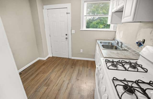 5209 Montgomery Road - 2 photos photos