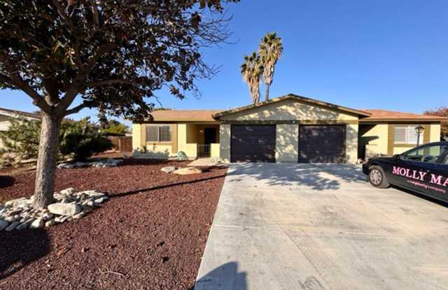 Charming 2 Bedroom Home in 55+ Valle Hermosa Community for Lease! photos photos