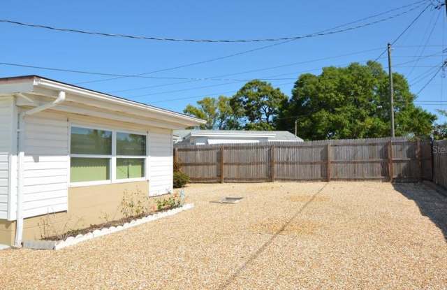 3438 Briar Cliff Dr Gallery 2