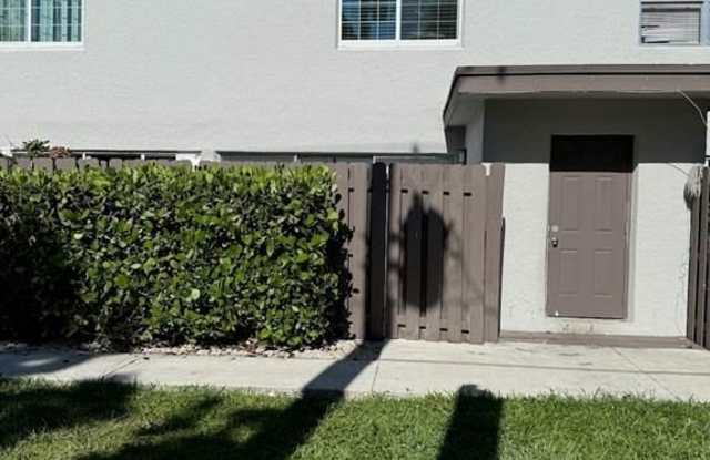 3001 NW 5th Ter photos photos