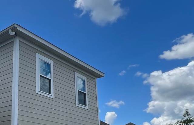 SOUTHWOOD - Studio Apartment - Utilities Included photos photos