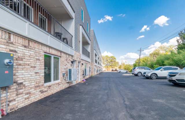 1467 West Hendon Street - 102 Gallery 1