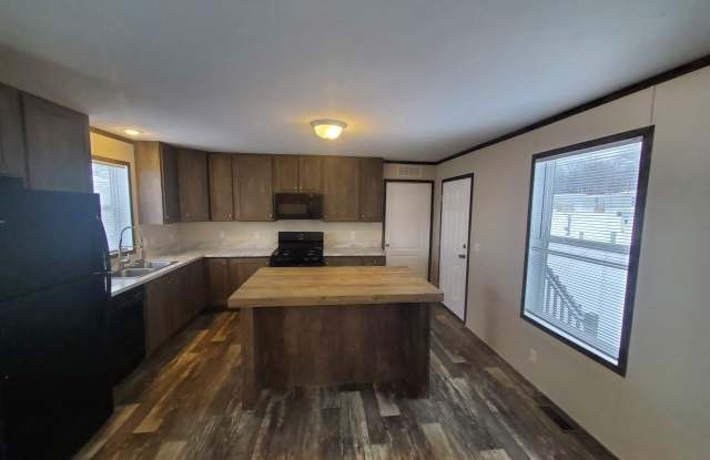 2 Starling Hill Drive - 2 Starling Hill Drive, Oakland County, MI 48359