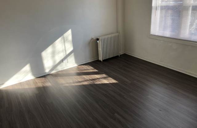 7327 N Rogers Ave photos photos