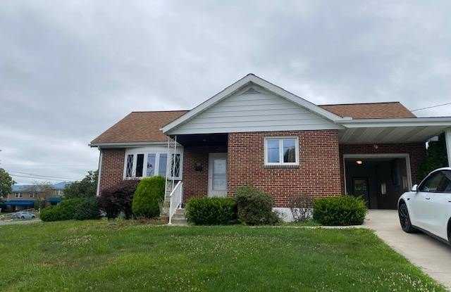1081 Norwood  Street photos photos