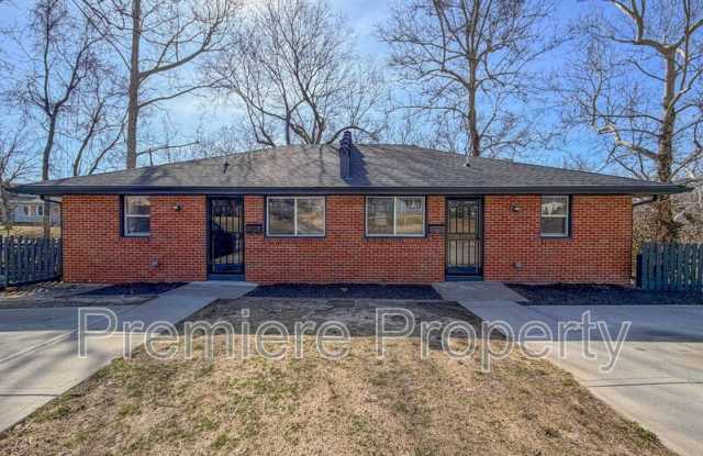 721 E College St photos photos 721 E College St photos photos