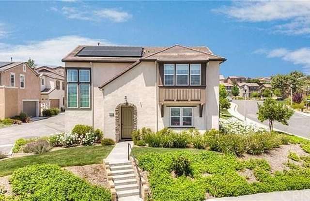 24203 Verdugo Circle Gallery 1