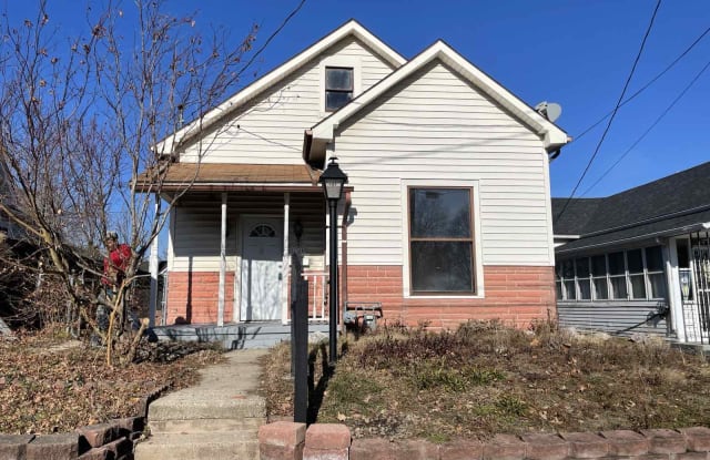 1324 Division St - 1324 Division Street, Noblesville, IN 46060