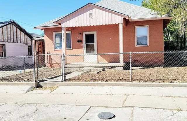 Charming 3-Bedroom Home with Spacious Backyard and Ample Storage! - 1523 Palmer Avenue, Pueblo, CO 81004