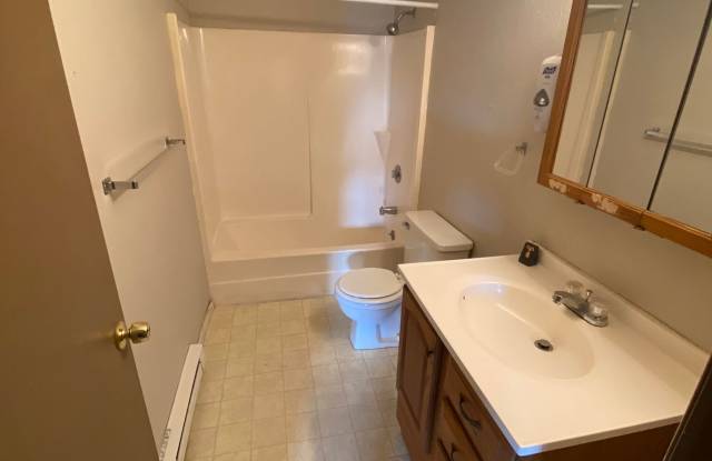 411 N 18th St photos photos