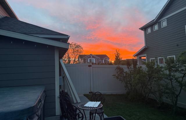 Beautiful 3 Bedroom 2.5 in Gallatin Heights in Bozeman Gallery 3