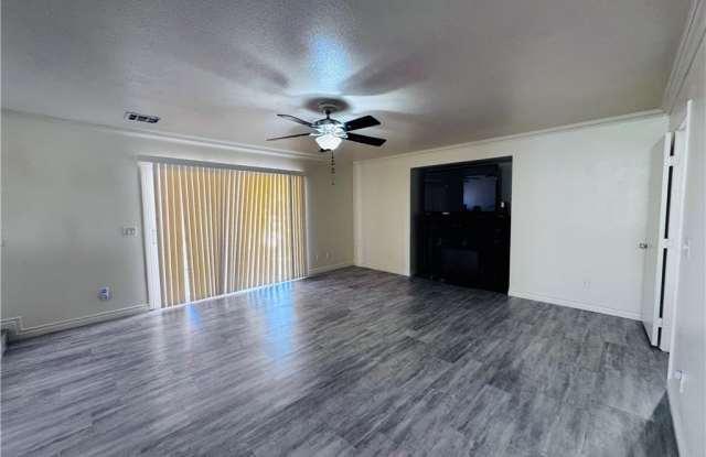 10281 Grecian Laurel Court Gallery 4