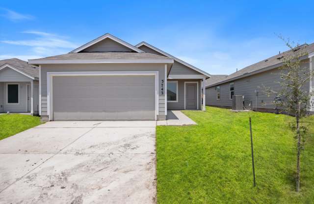 New Build 3 Bedroom 2 Bathroom Home in New Braunfels photos photos