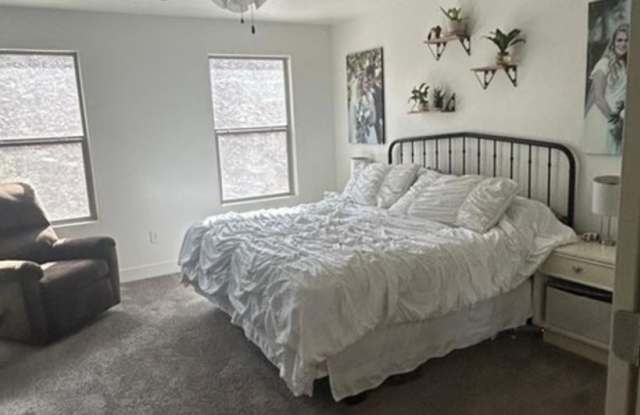 Desert Edge Townhome Gallery 4
