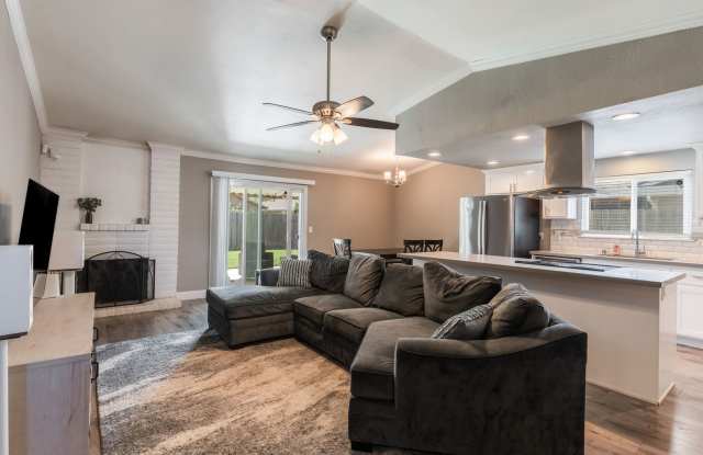 Updated 3-Bedroom Sacramento Home with Bonus Flex Space & Large Backyard! Gallery 3