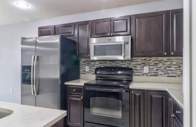 4441 Ashburn Square Drive Gallery 4