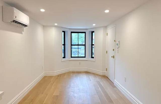 486 E 3rd St Gallery 2