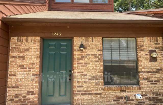 1242 High Road - 1242 High Road, Tallahassee, FL 32304