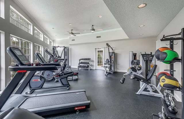 Regatta Apartments Gallery 4