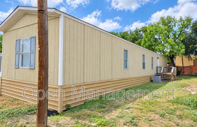 2501 Martin Luther King Dr Gallery 2