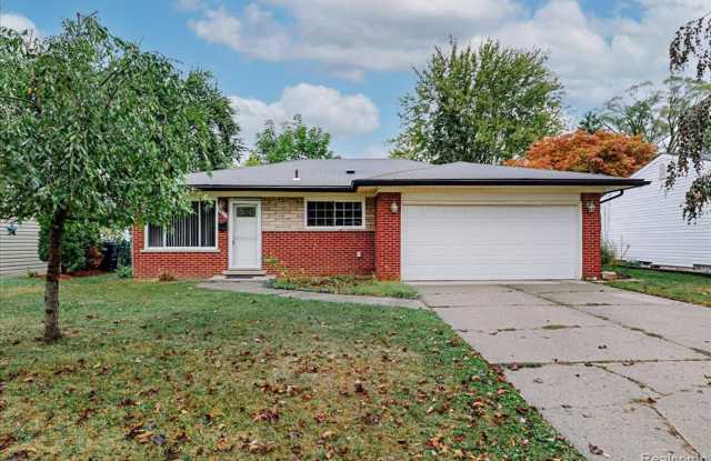 Location! Location! Location! - 11809 Meteor Drive, Sterling Heights, MI 48313