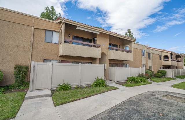 2-Bedroom Condo with Community Amenities and Utilities Included in Canyon Country! photos photos 2-Bedroom Condo with Community Amenities and Utilities Included in Canyon Country! photos photos
