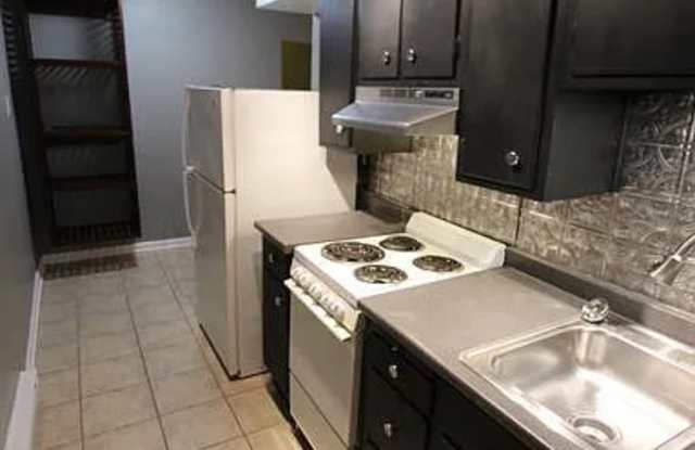 218 Alexander Avenue photos photos