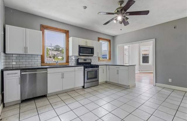 11 Roosevelt Street unit: 1 - 11 Roosevelt Street, North Providence, RI 02904