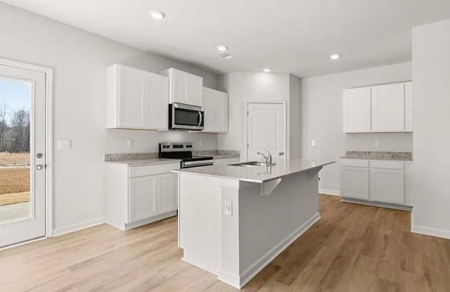 210 Deerberry Dr Gallery 3