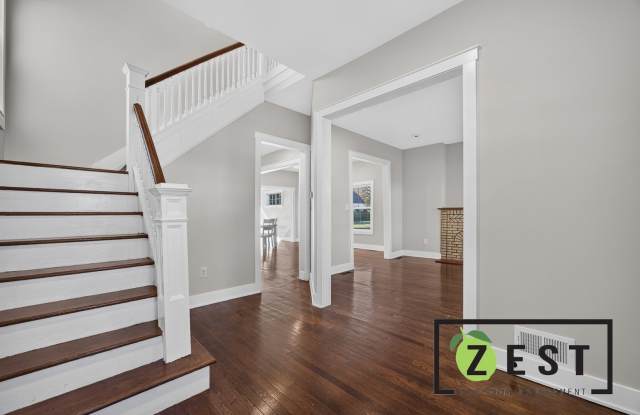 OPEN HOUSE- Saturday, October 17th 11am-1130am! Amazing 3 Bed 2.5Bath Colonial Gallery 3
