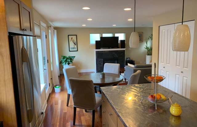 5516 28th Ave NW Gallery 4