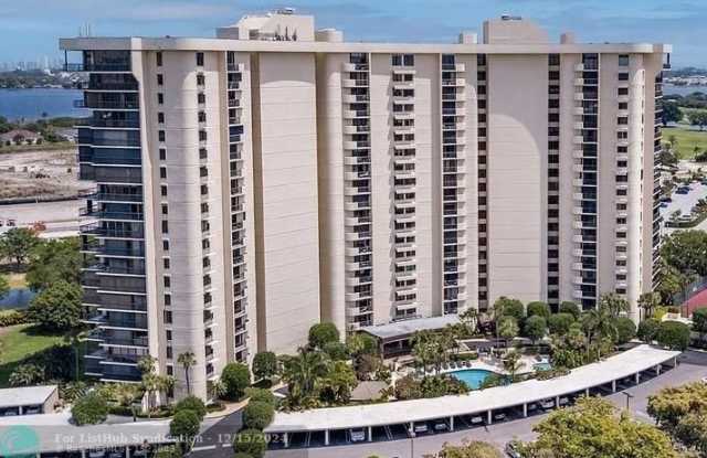 2450 Presidential Way - 2450 Presidential Way, West Palm Beach, FL 33401