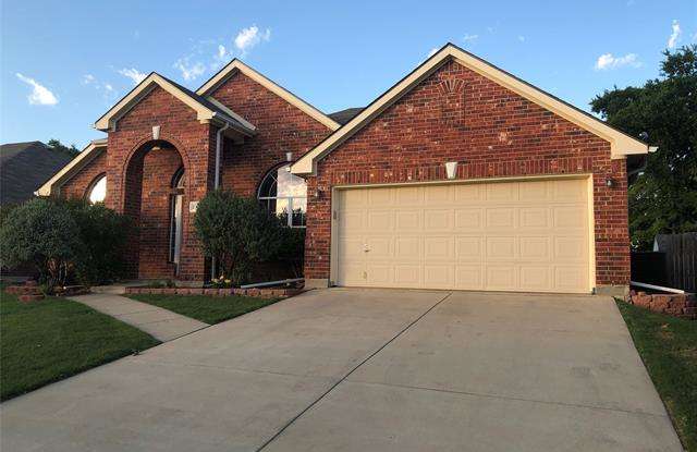 2702 Pyramid Lane Gallery 2